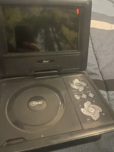 Reproductor DVD portátil Mlab - miniatura 1