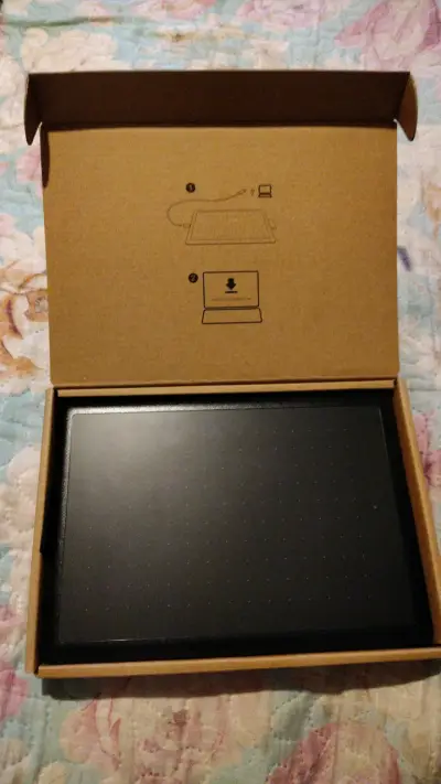 Tableta gráfica One by Wacom S - miniatura 2