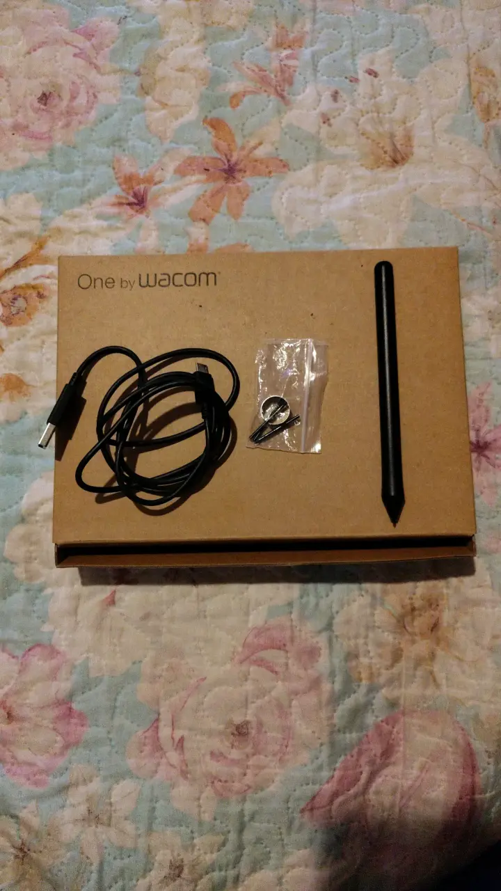 Tableta gráfica One by Wacom S - 4