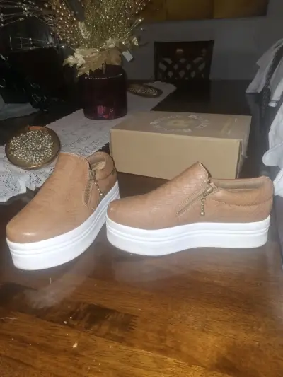Zapatos con plataforma color marrón - miniatura 1