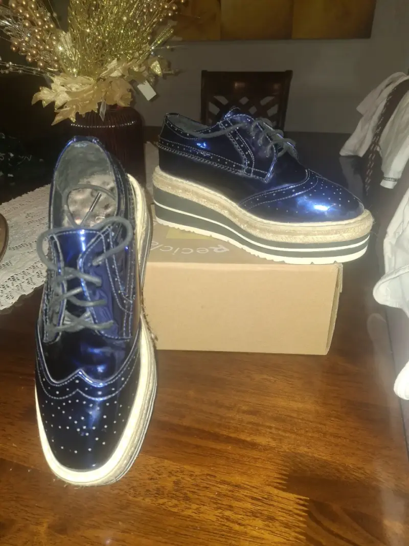 Zapatos plataforma azules brillantes - 2