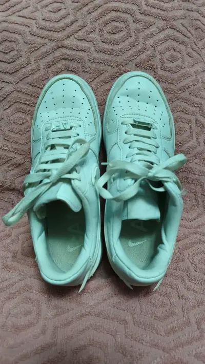 Zapatillas AF1 Ambush blancas - miniatura 1