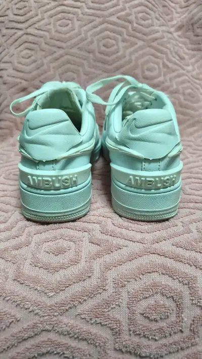 Zapatillas AF1 Ambush blancas - miniatura 4