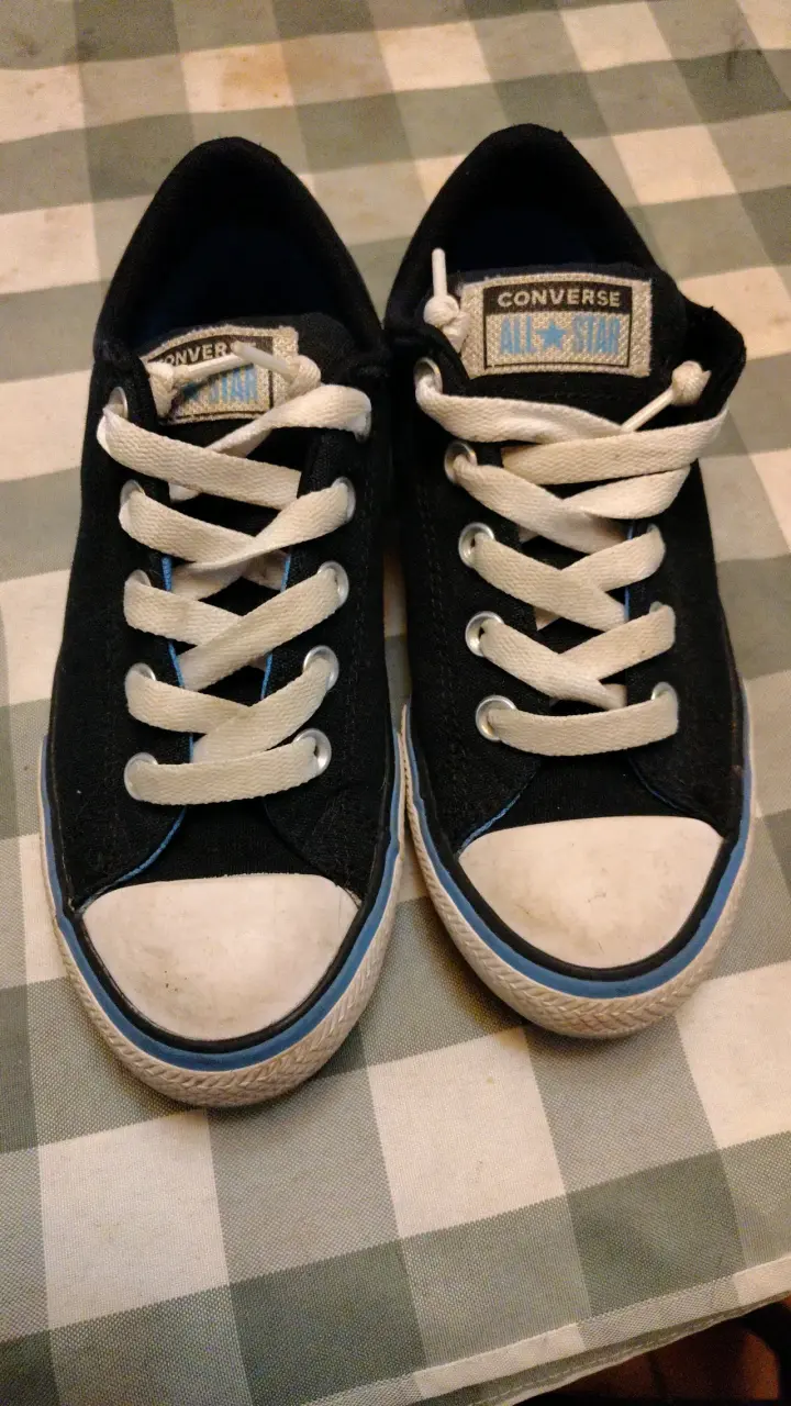 Zapatillas Converse negras - 1