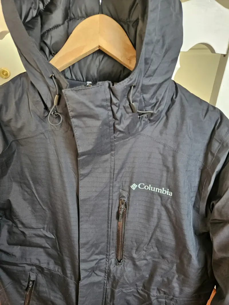 Parka hombre marca Columbia negra impermeable - 4