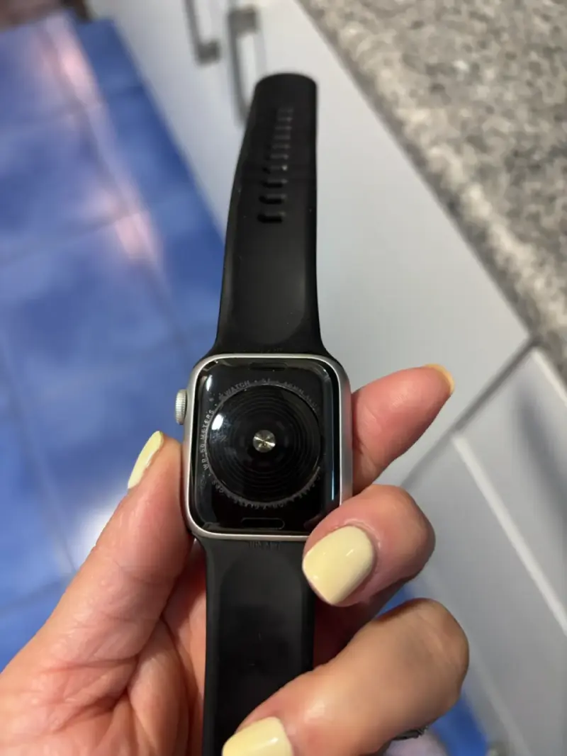 Apple watch SE plateado - 3