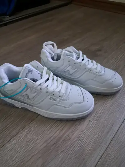 Zapatillas deportivas blancas - miniatura 2