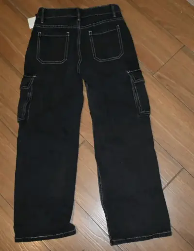 Pantalón negro cargo nuevo - miniatura 2