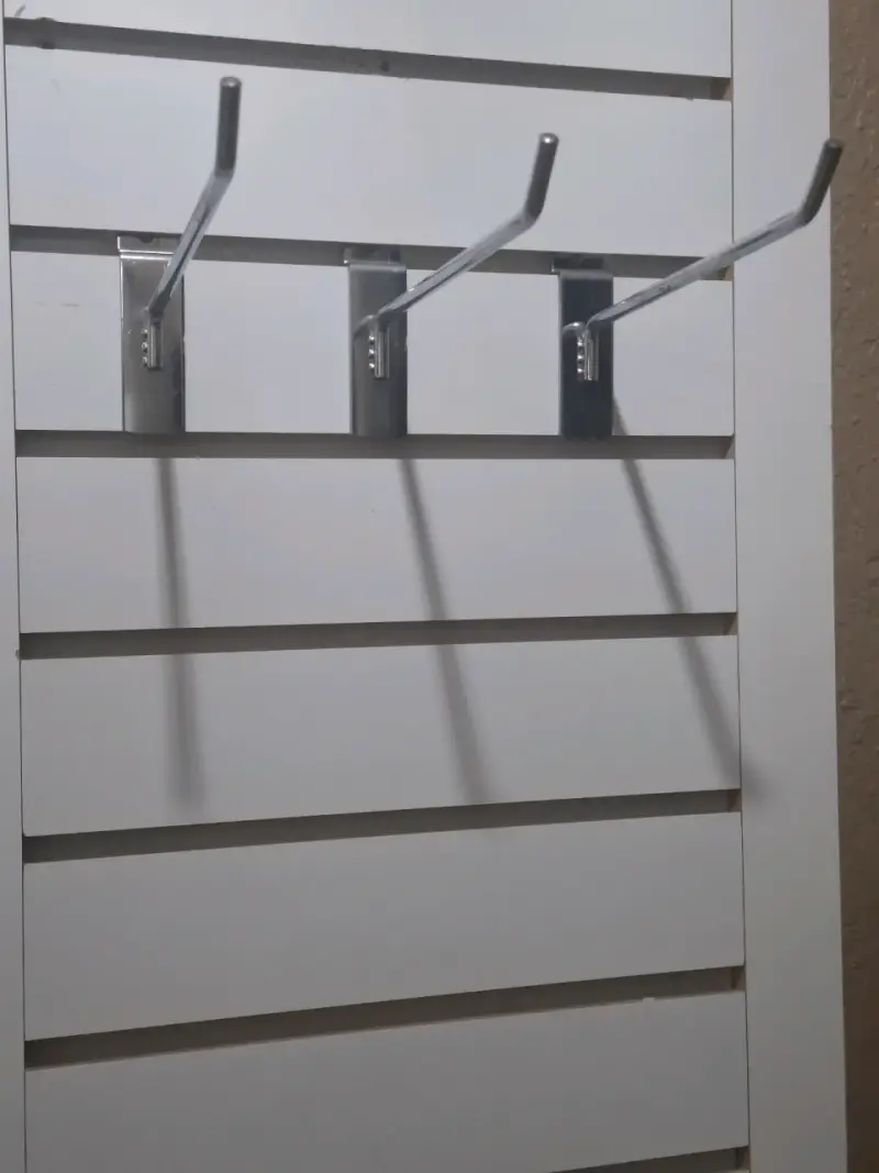 Ganchos de metal para panel - 1