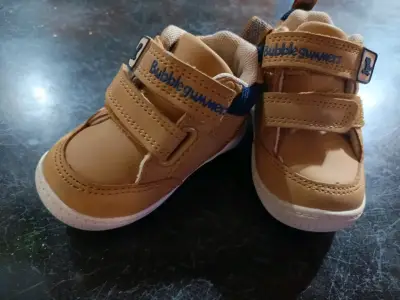 Zapatillas Bubblegummers marrón infantil - miniatura 1