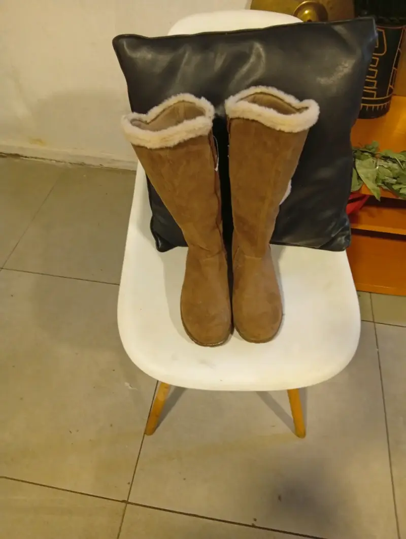 Botas marrones con forro polar - 1