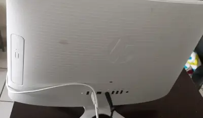 Computador All-In-One HP blanco e impresora - miniatura 5