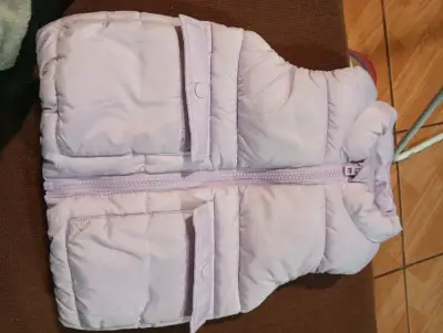Chaleco acolchado infantil lila - miniatura 1