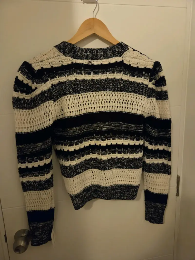 Cardigan blanco y negro tejido IO - 2