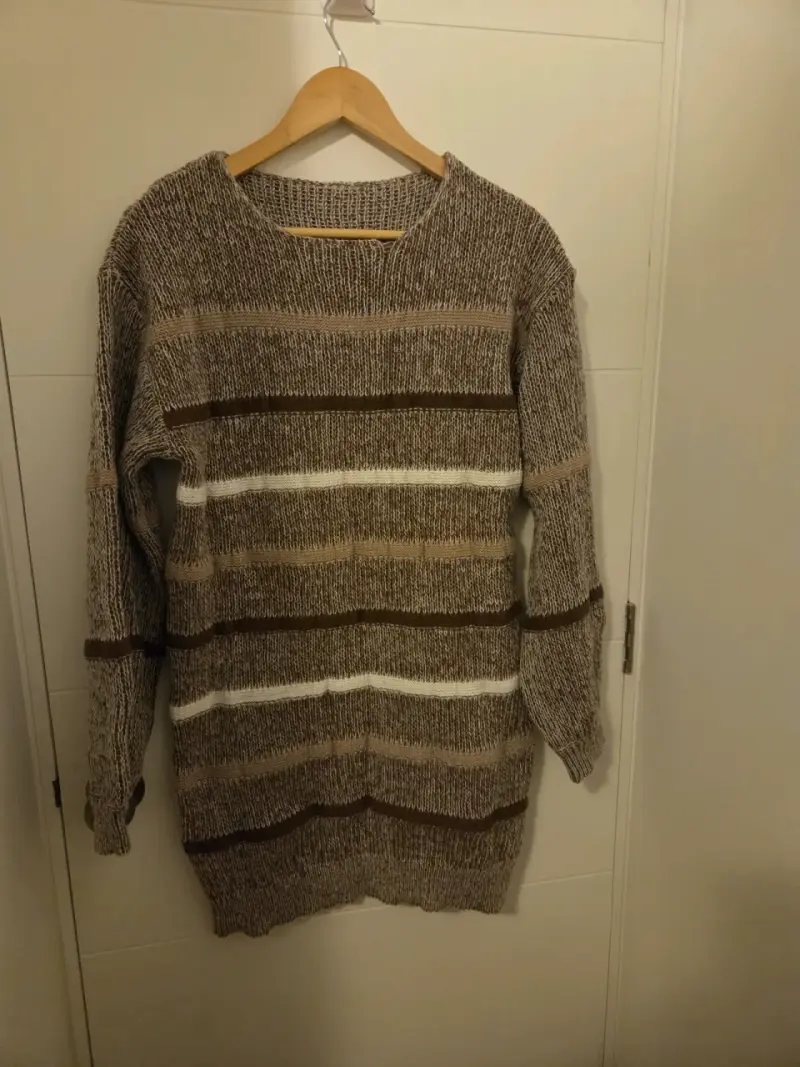 Sweater rayado marrón y beige - 1