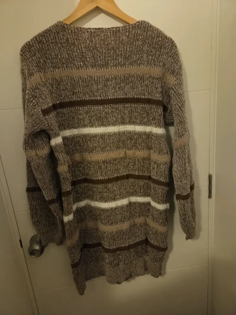 Sweater rayado marrón y beige - 2