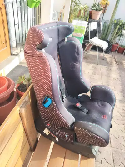 Silla de auto para bebé - miniatura 3