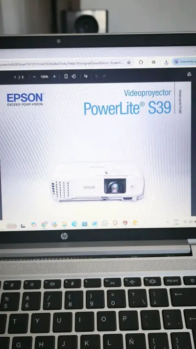 Proyector Epson PowerLite S39 - miniatura 2