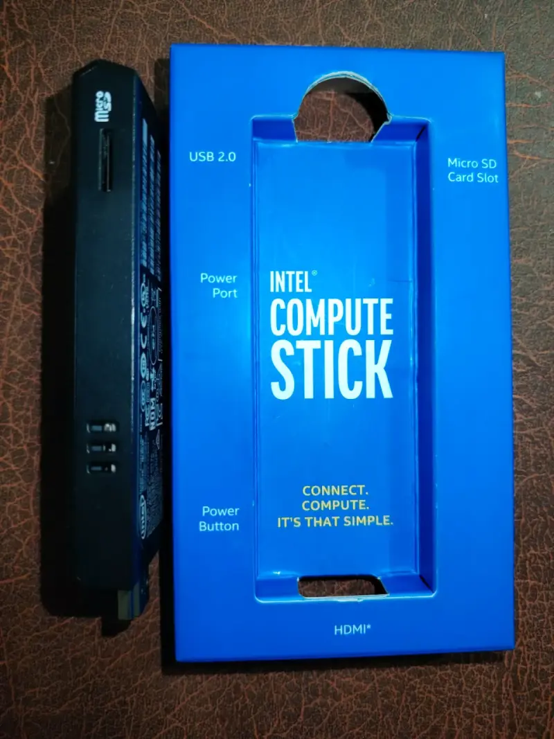 Intel Compute Stick - 4