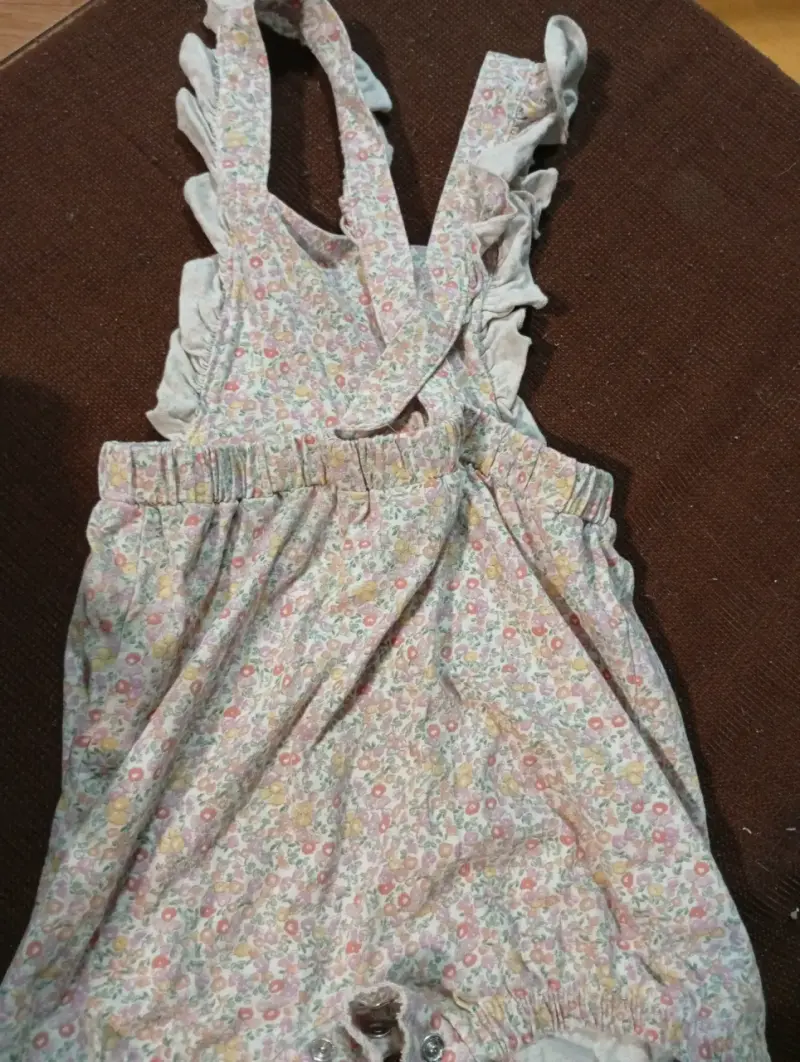 Pelele floral para bebé - 2