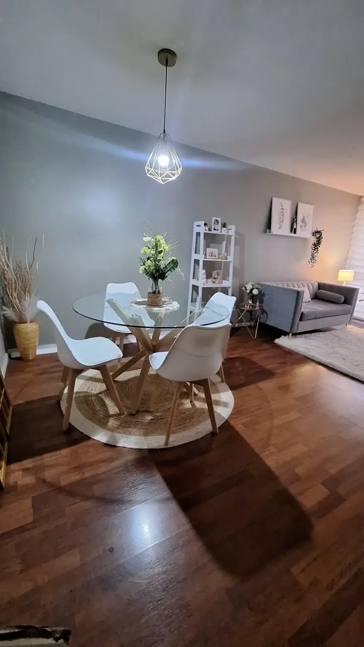 Juego de comedor vidrio y madera - 1