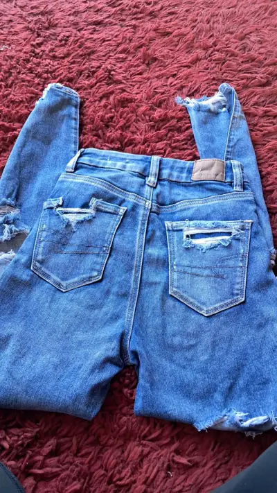 Jeans American Eagle desgastados - miniatura 2