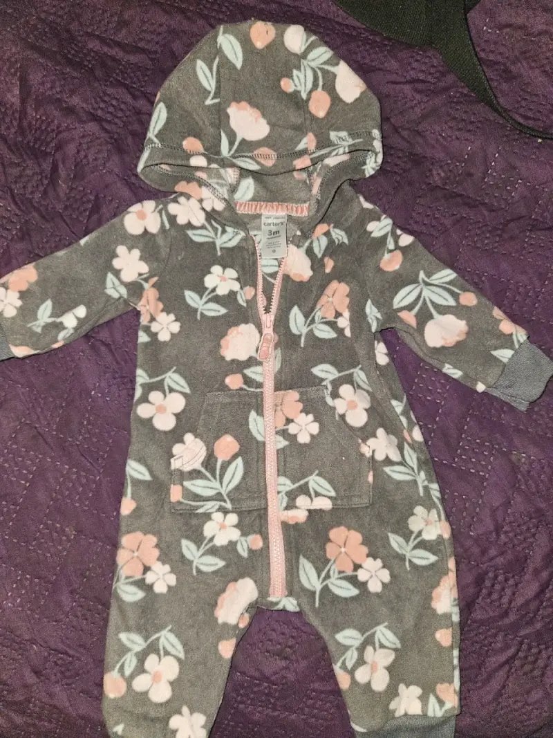 Enterito de bebé con capucha floral - 1