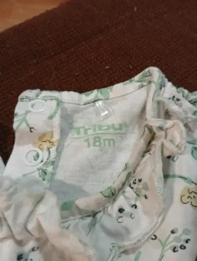 Vestido infantil floreado - miniatura 2