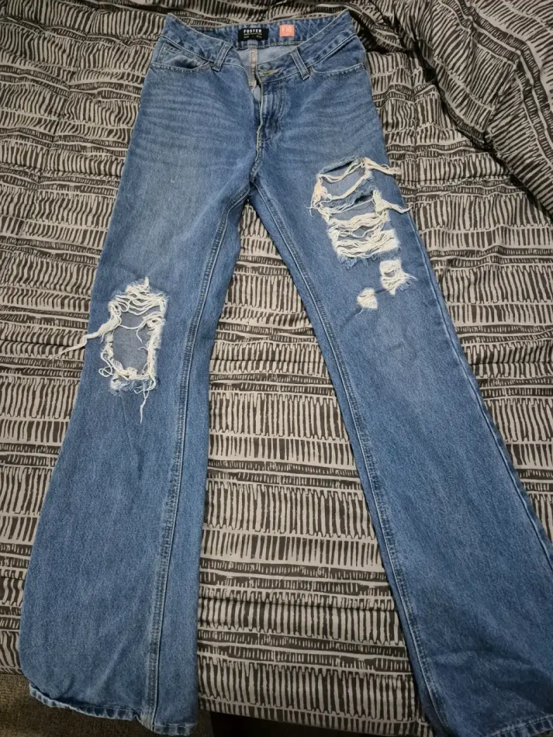 Jeans azules desgastados mujer