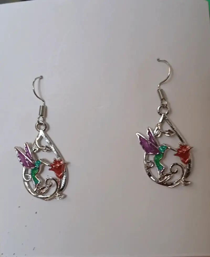 Aros colgantes de colibrí
