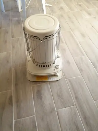 Calefactor a parafina blanco - miniatura 3