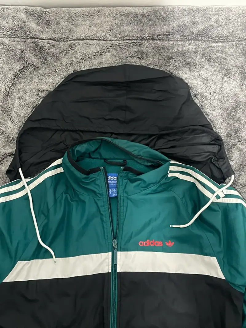 Chaqueta Adidas verde talla M - 2