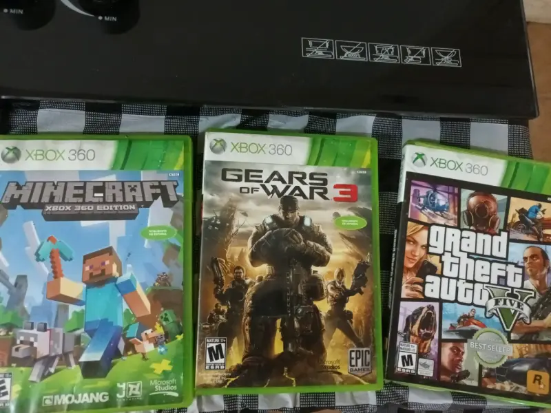 Consola Xbox One con juegos - 2