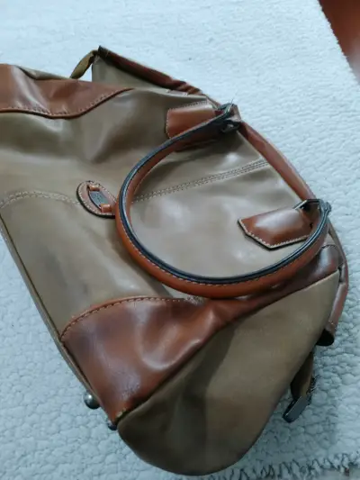 Bolso de mano marrón y beige - miniatura 1