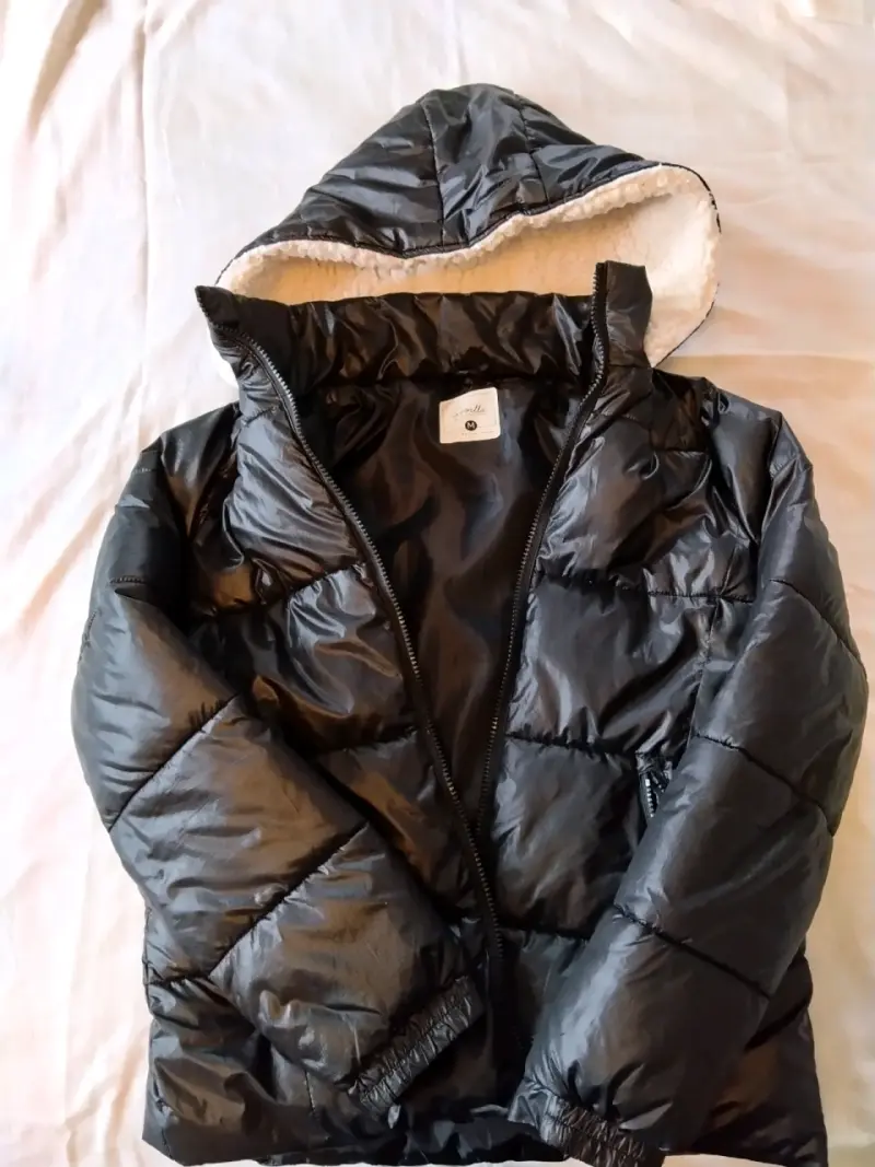 Parka negra con capucha Sybilla M - 1