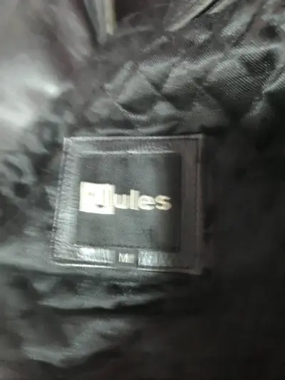 Chaqueta de cuero negro - miniatura 2