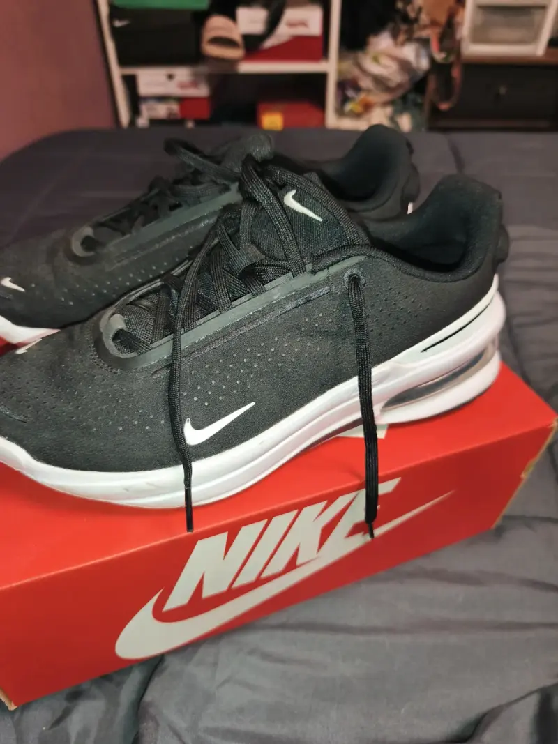 Zapatillas deportivas negras Nike - 2