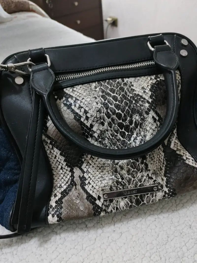 Cartera animal print negra - 1