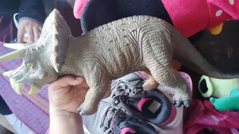 Figura de dinosaurio Stegosaurus - 2