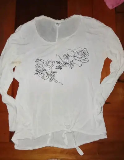 Lote de poleras variadas colores y estampados - miniatura 3