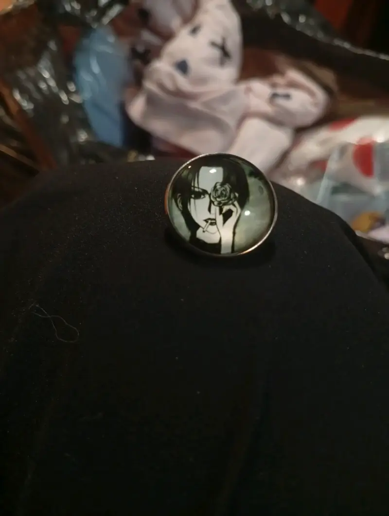 Pin con diseño nana - 1