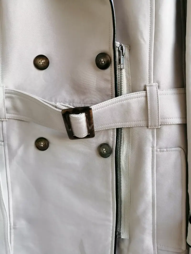 Abrigo beige para mujer - 3