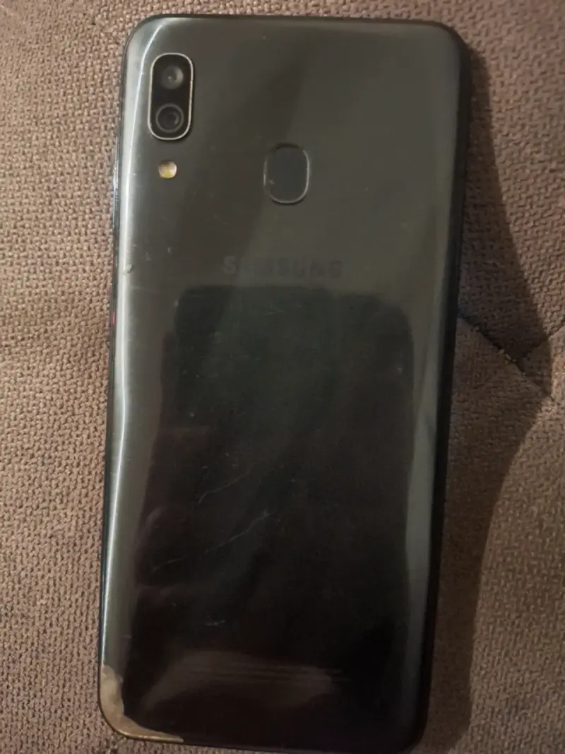 Smartphone Samsung A30 - 3
