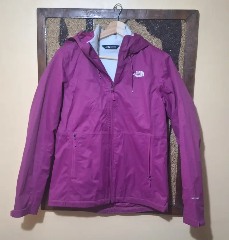 Chaqueta The North Face impermeable morada - 1