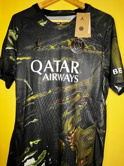 Camiseta PSG negra Jordan - miniatura 1