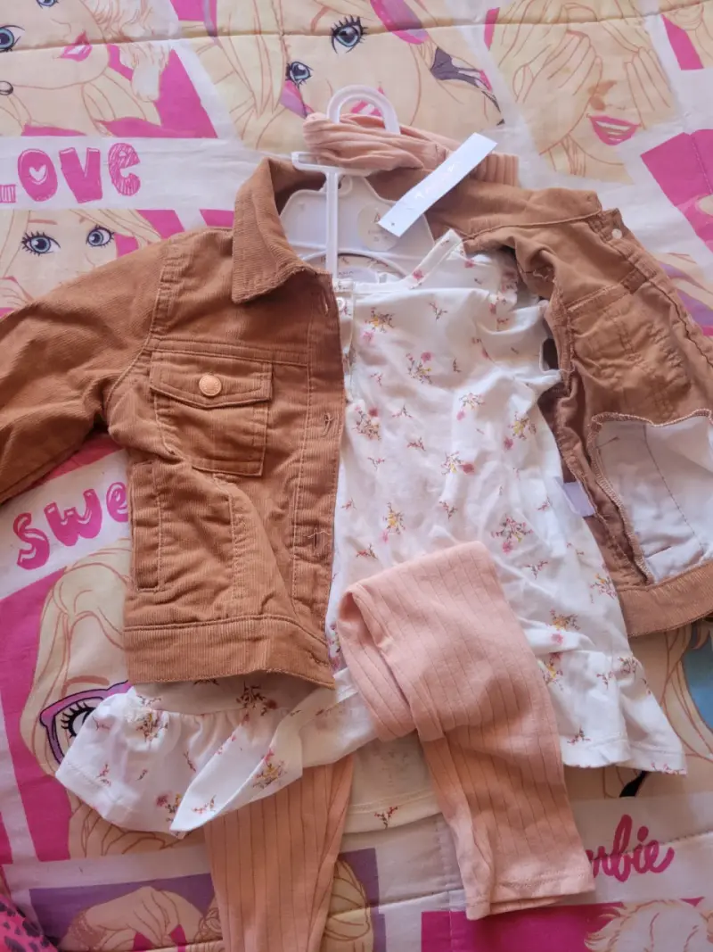 Conjunto infantil chaqueta y vestido