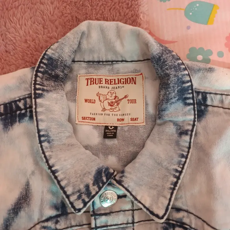 Chaqueta de mezclilla true religion - 2