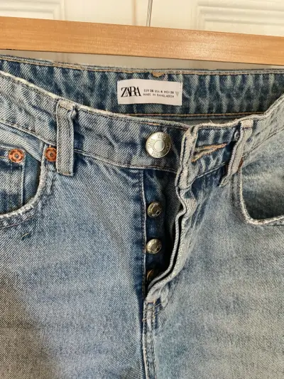 Jeans desgastados azul claro - miniatura 3