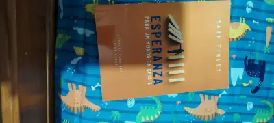 Libro Esperanza para un mundo en crisis - miniatura 1
