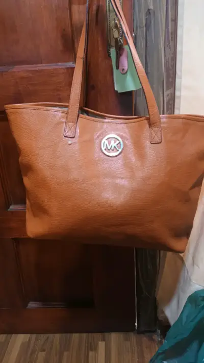 Bolso marrón MK grande - miniatura 1